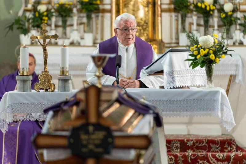 2025_11_10_bagi sandor temetes_22.jpg